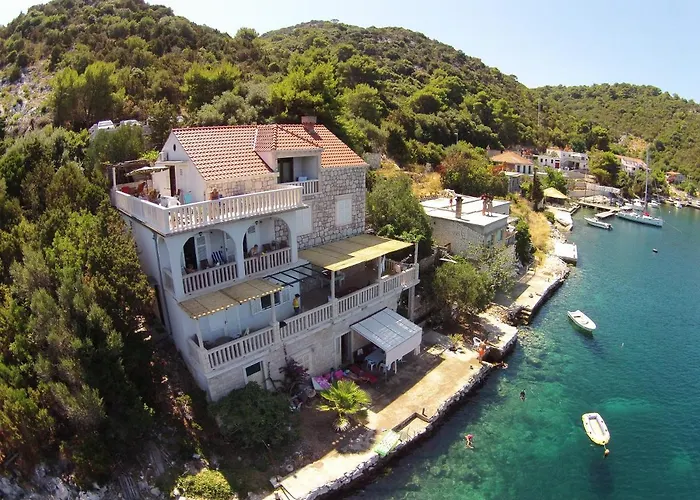 Villa Maria